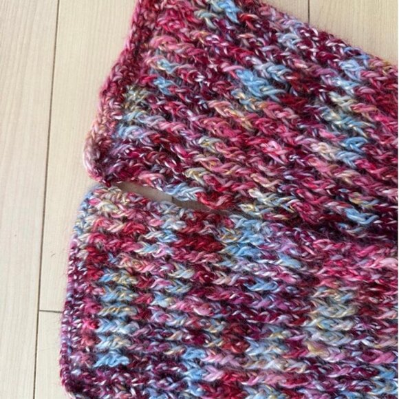 Unique handmade multicolor scarf in a rich blend of reds, pinks, blues - Picture 6 of 7